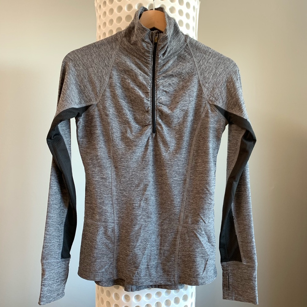 Champion Running Sweater. Gray. XS